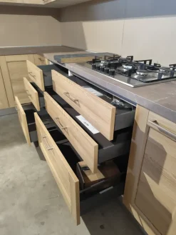 Arrex Cucina Fiorella caramello ad angolo con un ribasso imperdibile- Cucine Ad Angolo