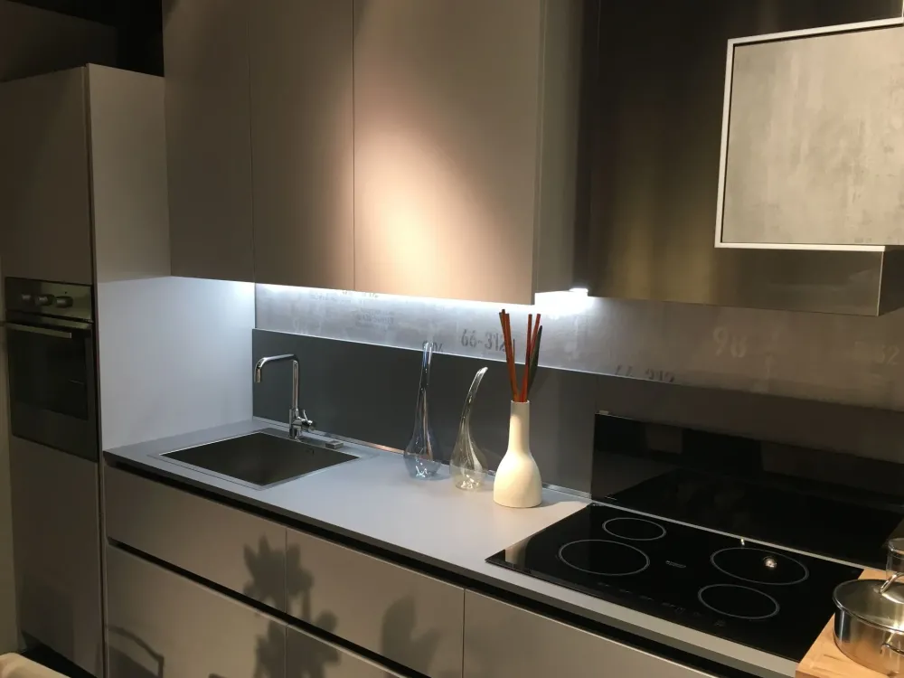 Snaidero Cucina First moderna grigio lineare scontata 30%- Cucine Lineari|Cucine Moderne