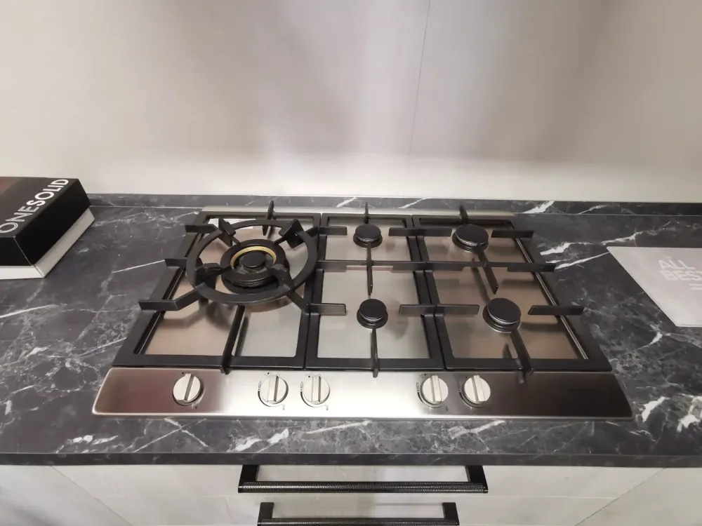 Hot Cucina Kubika OFFERTA OUTLET sconto 50% Cucine Con Penisola|Cucine Moderne