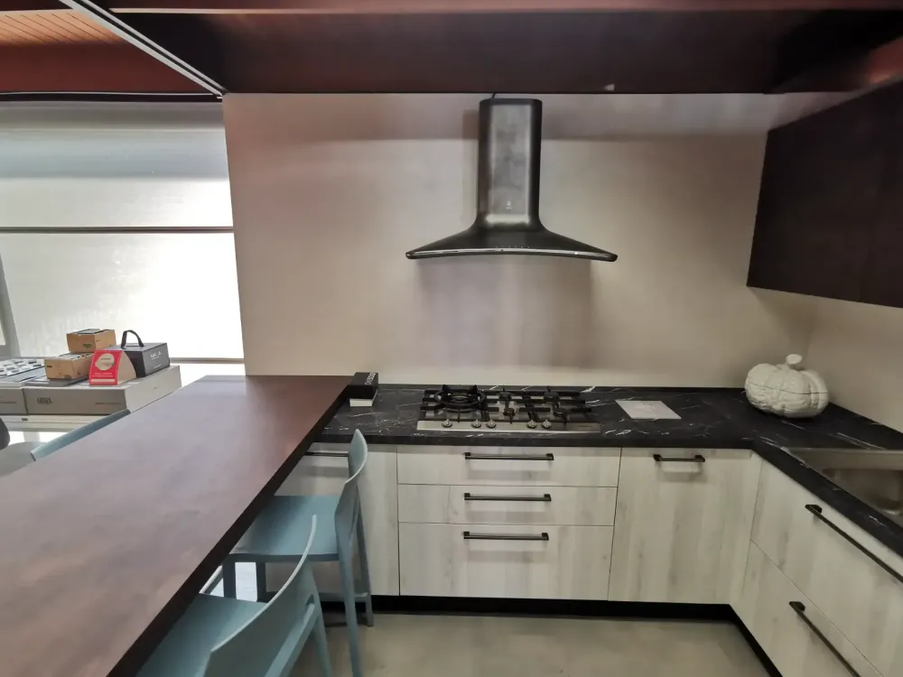 Hot Cucina Kubika OFFERTA OUTLET sconto 50% Cucine Con Penisola|Cucine Moderne