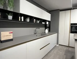 Cucina grigia design con isola Delinea^Scavolini New