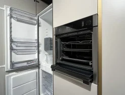 Cucina grigia design con isola Delinea^Scavolini New