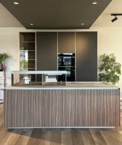 Cucina grigia moderna con isola Sign in Offerta Outlet^Ernestomeda Clearance