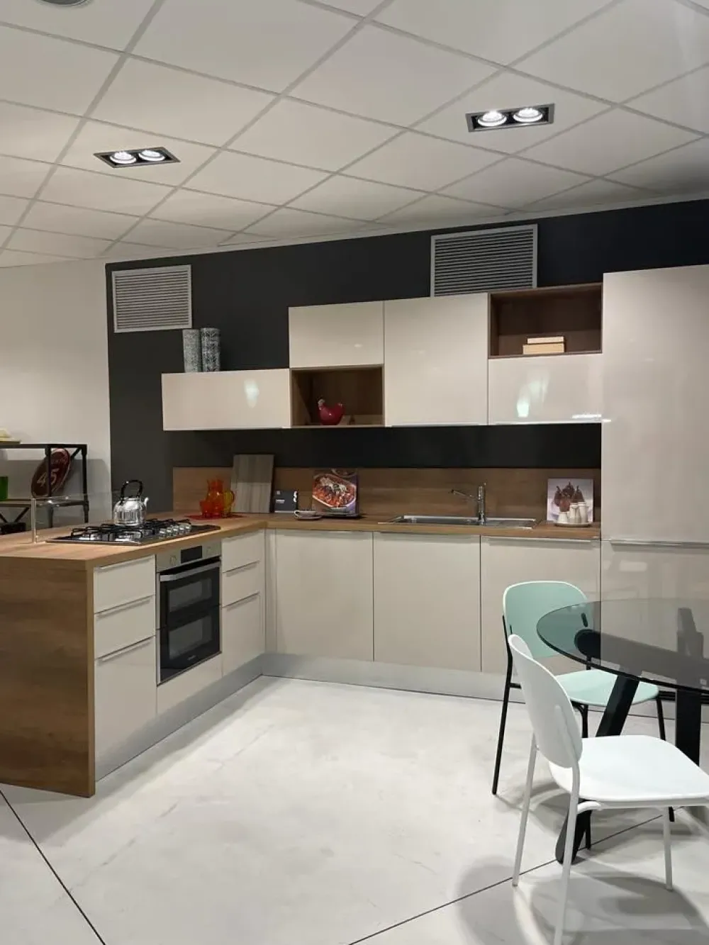 Scavolini Cucina grigia moderna con penisola Urban- Cucine Con Penisola|Cucine Moderne