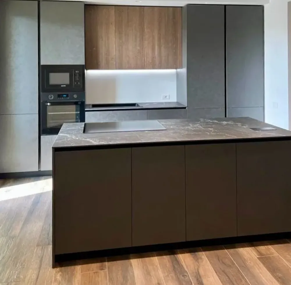 Primopiano Cucine Cucina grigio design ad isola Ingrosso cucine moderne icm41- Cucine Ad Isola|Cucine Design