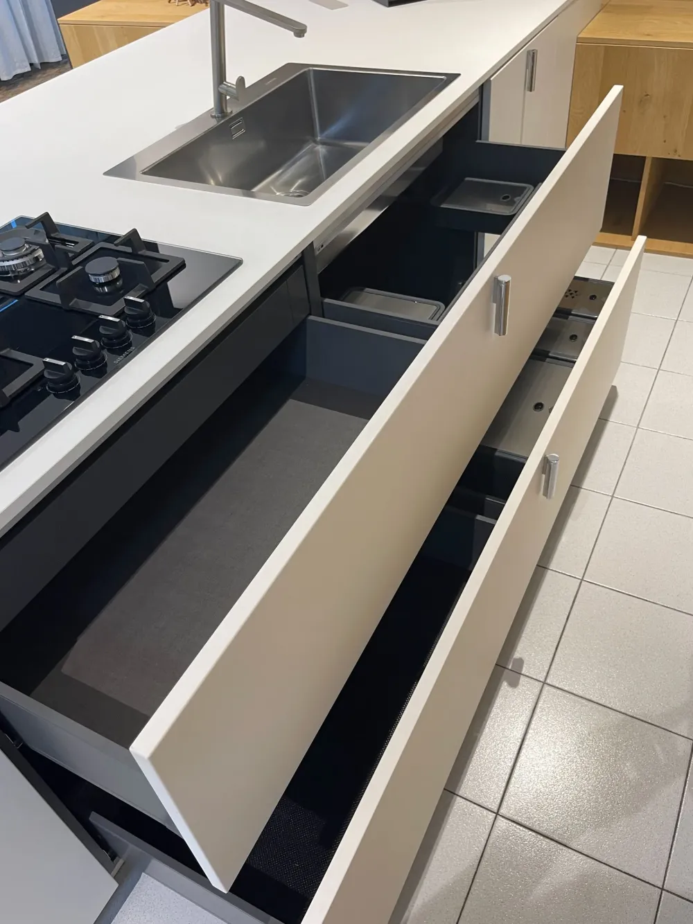 New Cucina in legno a PREZZI OUTLET -69% Cucine Con Penisola|Cucine Moderne