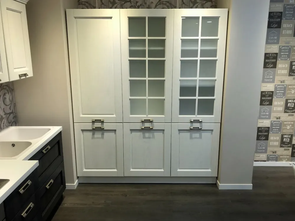 Cucina inglese lineare Aisha a prezzo ribassato^Mobilturi Clearance