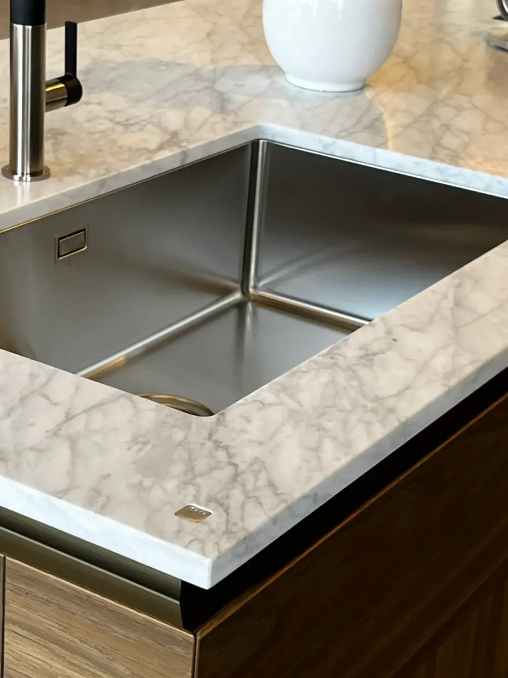 New Cucina Intersection di in offerta -25% Cucine Ad Isola|Cucine Moderne