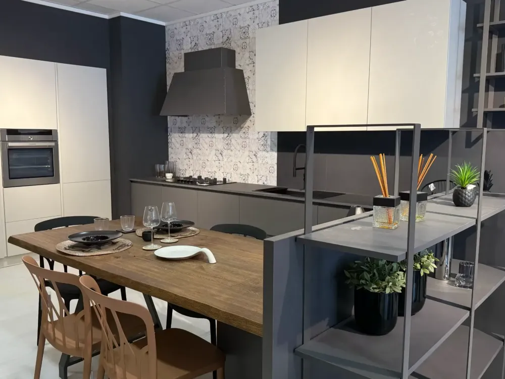 Outlet Cucina J22 di scontata -35% Cucine Con Penisola|Cucine Moderne