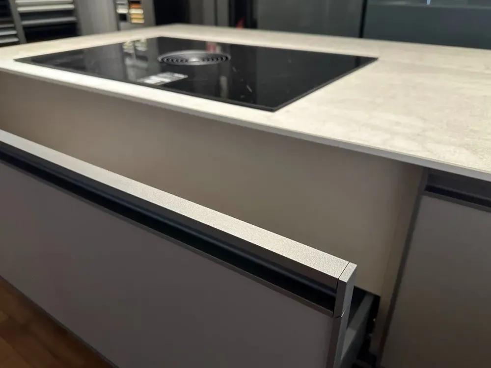 Cucina Kronos con penisola con uno sconto imperdibile^Arredo3 Discount