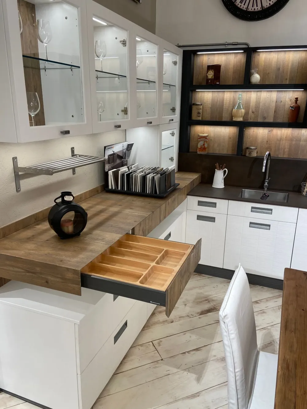 Cucina Lab40 ad angolo con uno sconto imperdibile^Marchi Cucine New