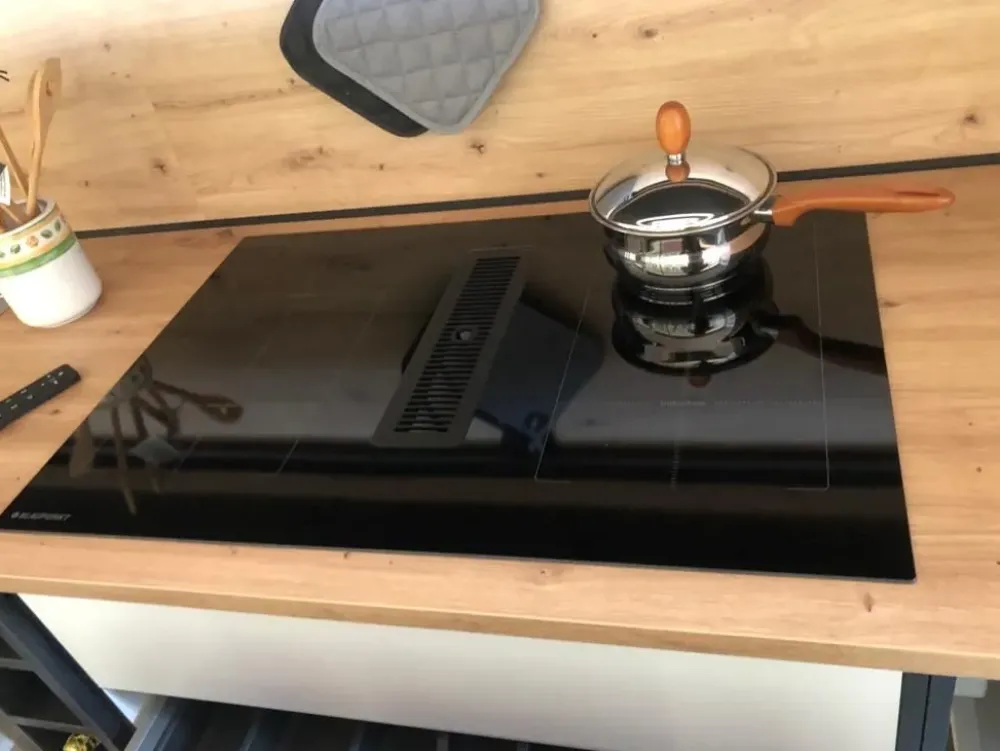 Cucina lineare in hpl grigio Wood a prezzo ribassato^Haecker Cucine Online