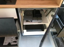 Cucina lineare in hpl grigio Wood a prezzo ribassato^Haecker Cucine Online