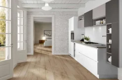 Outlet Cucina lineare in laccata lucido a prezzo ribassato 37% Cucine Lineari|Cucine Design