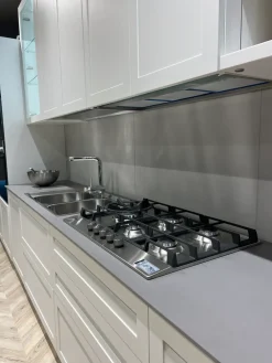 Clearance Cucina lineare in laccata opaco bianca Carattere a prezzo scontato Cucine Lineari|Cucine Moderne