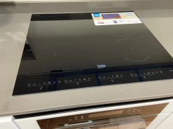 Spagnol cucine Cucina lineare in laccato opaco a prezzo ribassato 34%- Cucine Lineari|Cucine Moderne