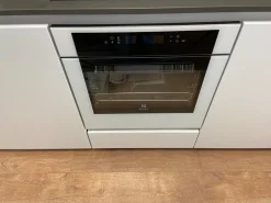 Spagnol cucine Cucina lineare in laccato opaco a prezzo ribassato 34%- Cucine Lineari|Cucine Moderne