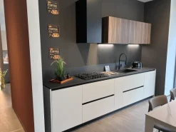 Scavolini Cucina lineare in laminato opaco a prezzo scontato 37%- Cucine Lineari|Cucine Moderne