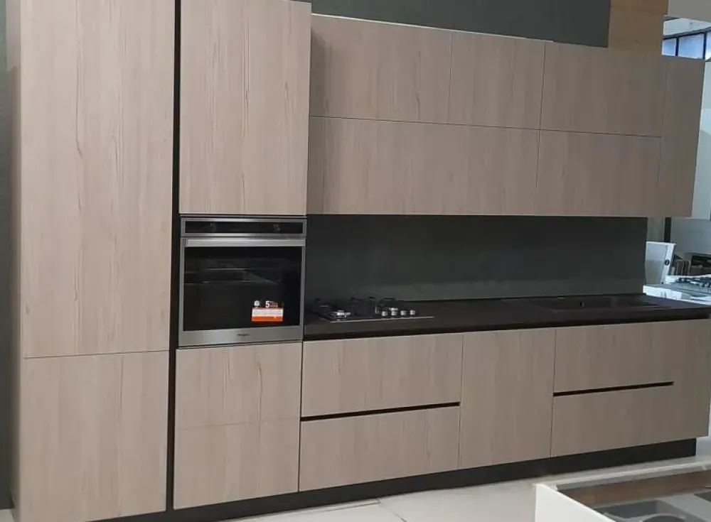 Giannei Cucina lineare in laminato materico a prezzo ribassato 50%- Cucine Lineari|Cucine Moderne