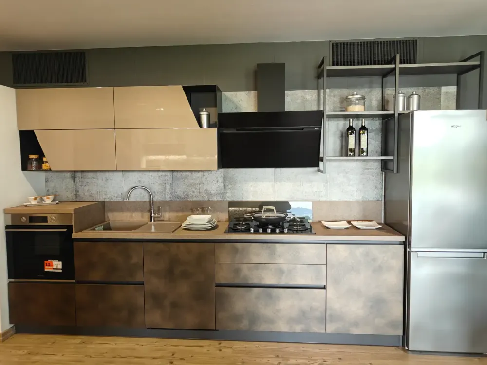 Cucina lineare in laminato materico altri colori Liberamente a prezzo scontato^Scavolini Hot