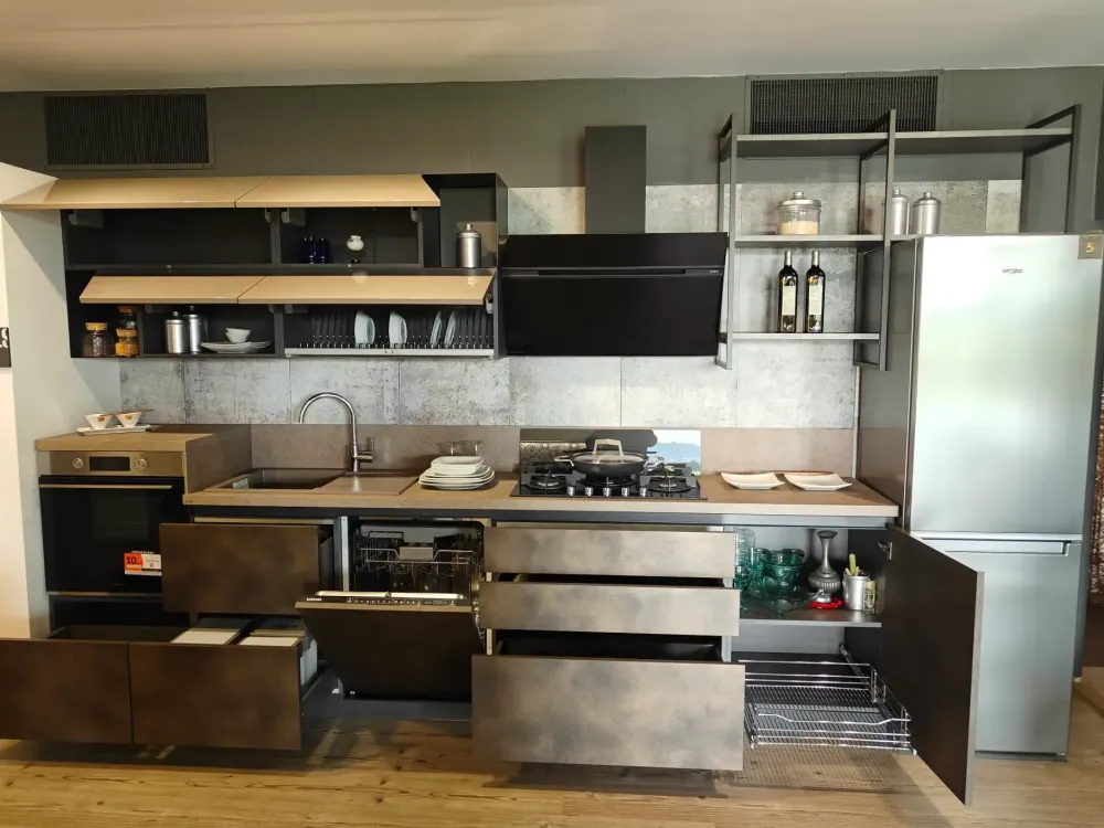 Cucina lineare in laminato materico altri colori Liberamente a prezzo scontato^Scavolini Hot