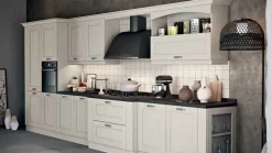 Arredo3 Cucina lineare in legno bianca Asolo a prezzo ribassato- Cucine Lineari