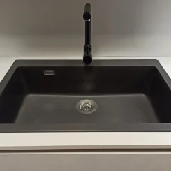 Gentili Group Cucina lineare in melaminico a prezzo ribassato 50%- Cucine Lineari|Cucine Design