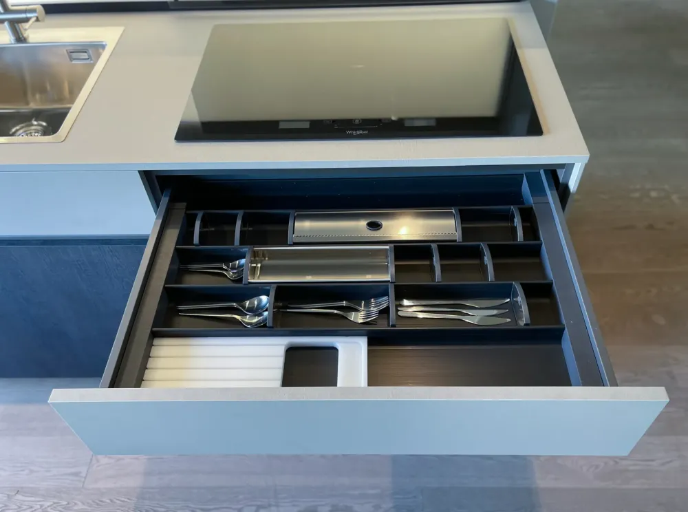 Cucina lineare in melaminico a prezzo ribassato 45%^Copat cucine Sale