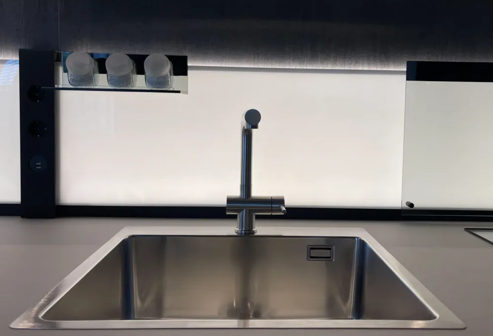 Cucina lineare in melaminico a prezzo ribassato 45%^Copat cucine Sale