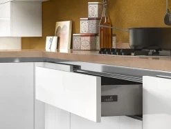 Ala Cucine Cucina lineare in nobilitato a prezzo ribassato 30%- Cucine Lineari|Cucine Moderne