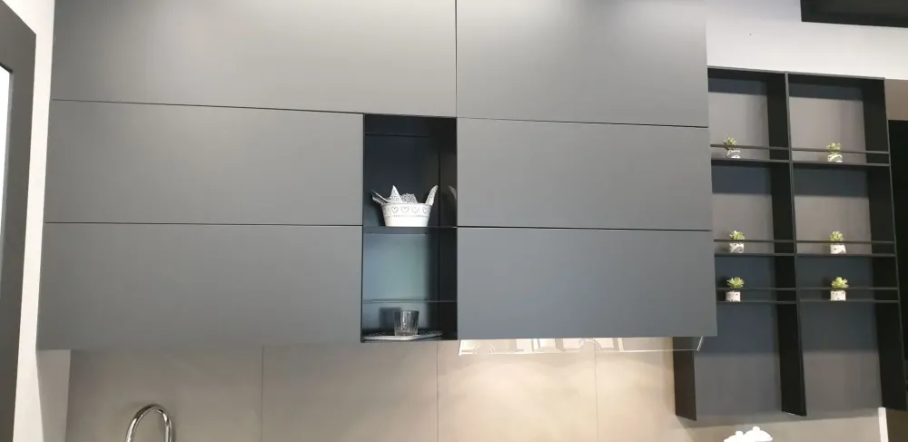 Cucina lineare in polimerico opaco a prezzo ribassato^Mobilturi Clearance