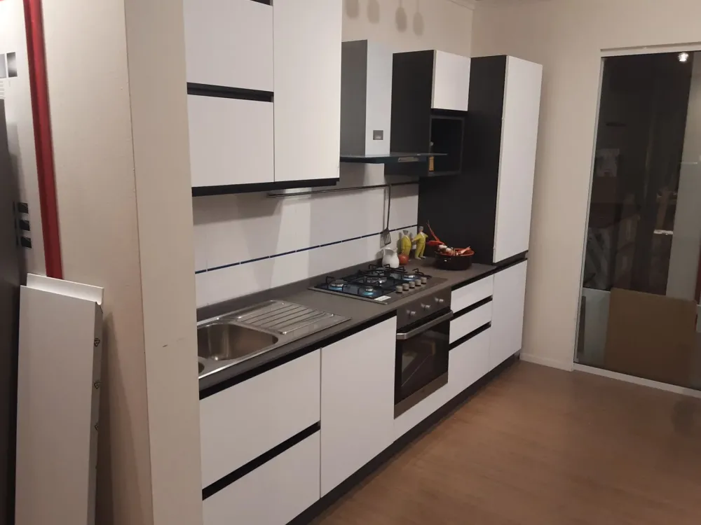 CUCINA lineare Nova SCONTATA 55%^Mobilturi Discount