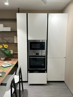 Cucina lineare moderna bianca Delinea^Scavolini Discount