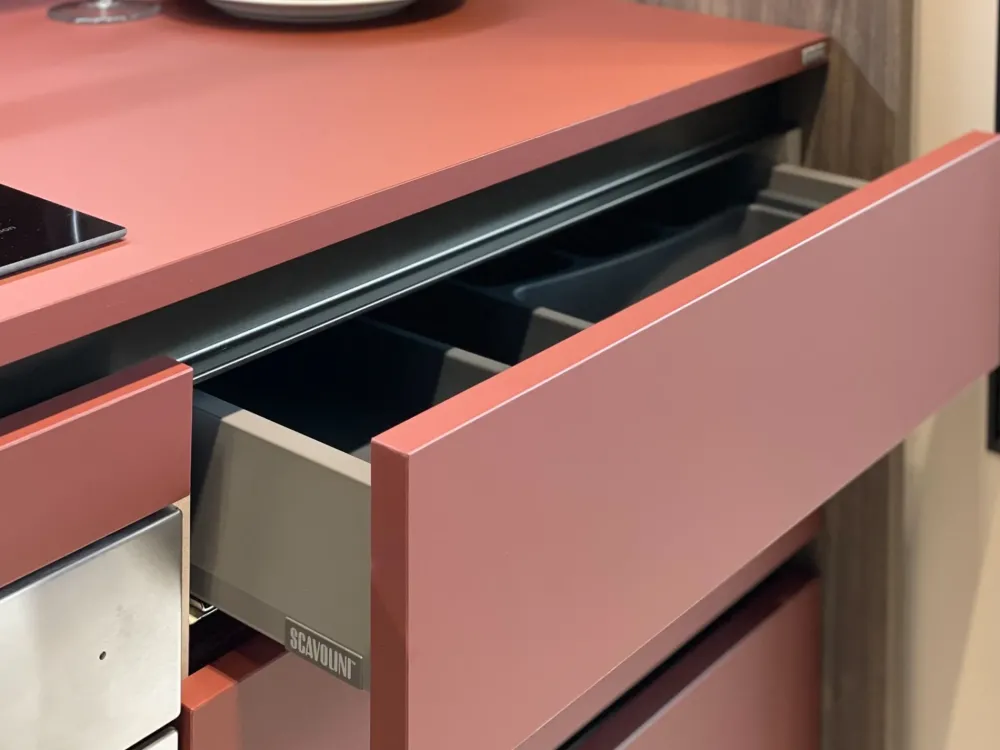 Scavolini Cucina lineare moderna rossa Boxlife- Cucine Lineari|Cucine Moderne