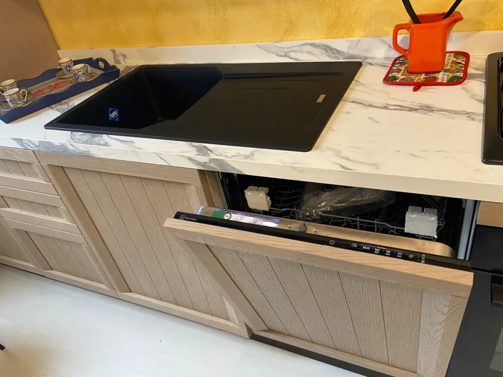 Cucina Megan moderna altri colori lineare scontata 42%^Arrex