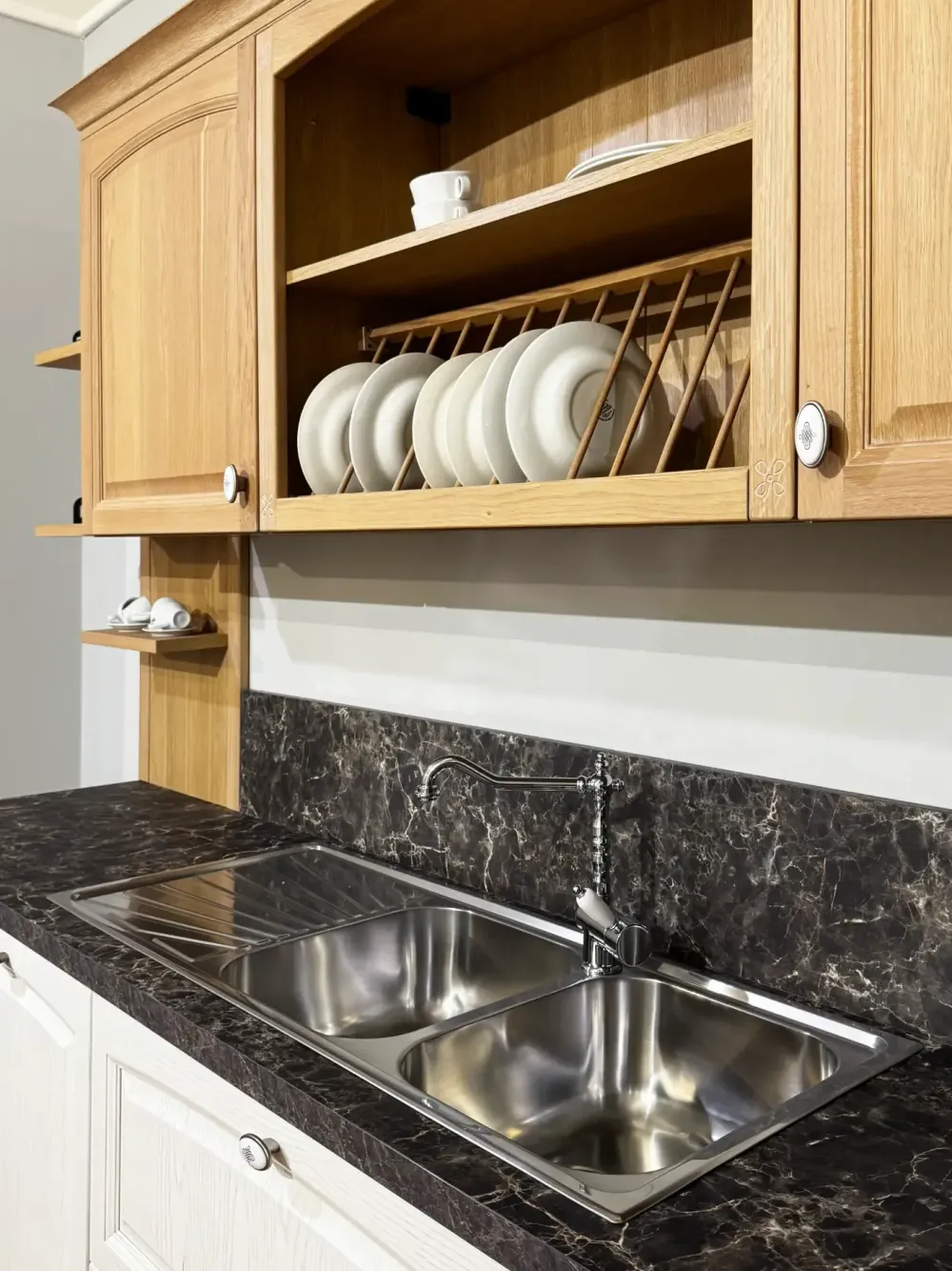 Clearance Cucina Mida classica bianca ad angolo scontata 50% Cucine Ad Angolo