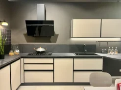 Cucina moderna ad angolo Jeometrica inside a prezzo ribassato^Scavolini New