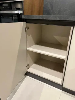 Cucina moderna ad angolo Jeometrica inside a prezzo ribassato^Scavolini New