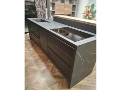 Cucina moderna con isola Giglio expo a prezzo scontato^Pensarecasa Online