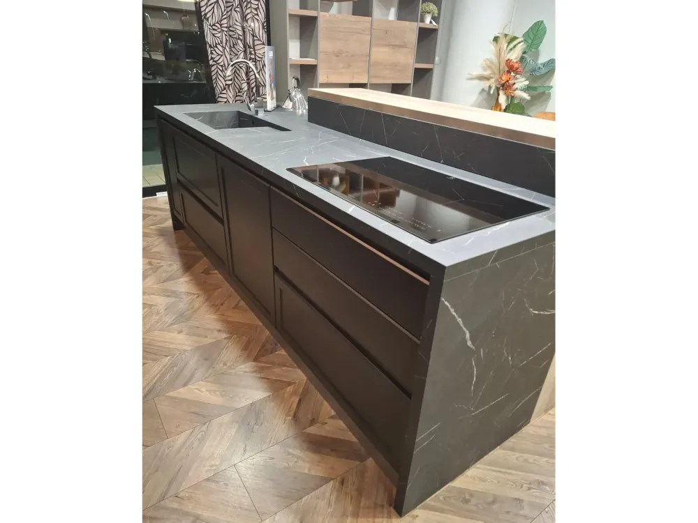 Cucina moderna con isola Giglio expo a prezzo scontato^Pensarecasa Online