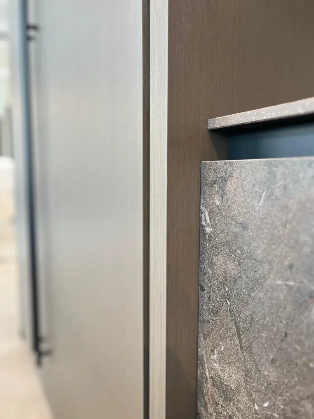 Doimo Cucine Cucina moderna con isola Aspen a prezzo ribassato- Cucine Ad Isola|Cucine Moderne