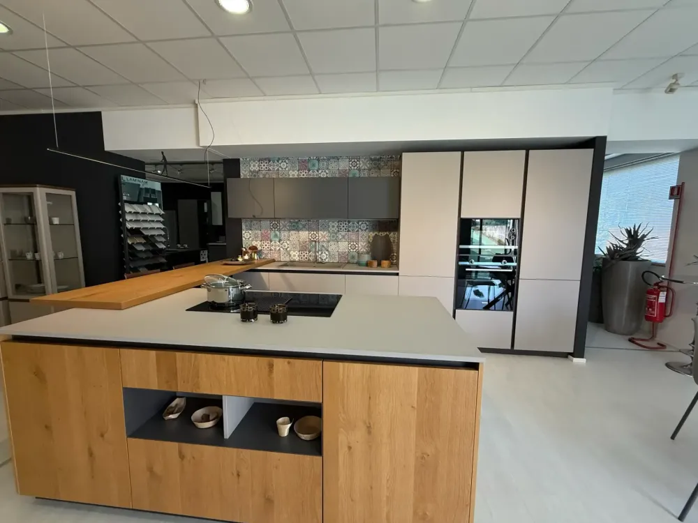 Arrex Cucina moderna con isola Loft xxl a prezzo ribassato- Cucine Ad Isola|Cucine Moderne