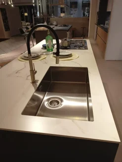 Cucina moderna con penisola Mènta a prezzo scontato^Binova Online