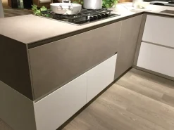 Cucina Monoliti design tortora ad angolo scontata 55%^Meson's Cucine Hot