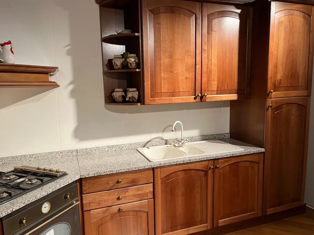 Online Cucina noce classica ad angolo Regina Cucine Ad Angolo