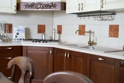 Artigianale Cucina noce country ad angolo Doppio dentello in offerta- Cucine Ad Angolo|Cucine Country