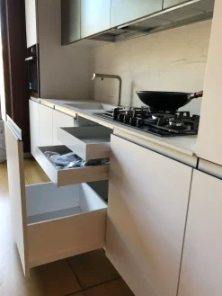 Nova Cucina Cucina design lineare bianca in laccato opaco Smart- Cucine Lineari|Cucine Design