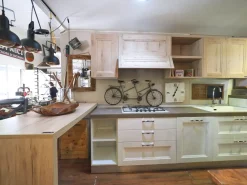 Hot Cucina Nuovi mondi cucine Cucina shabby white con penisola in offerta  OFFERTA OUTLET sconto 66% Cucine Con Penisola