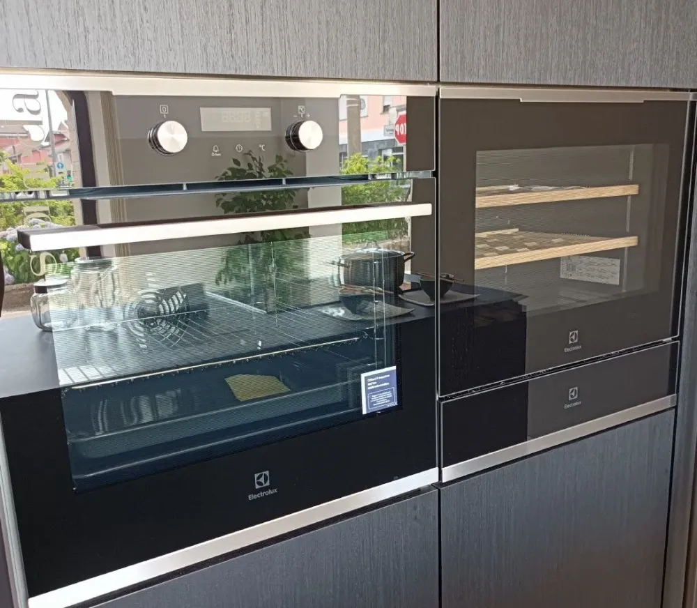 Cucina Obliqua - inspace di scontata -42%^Ernestomeda Best