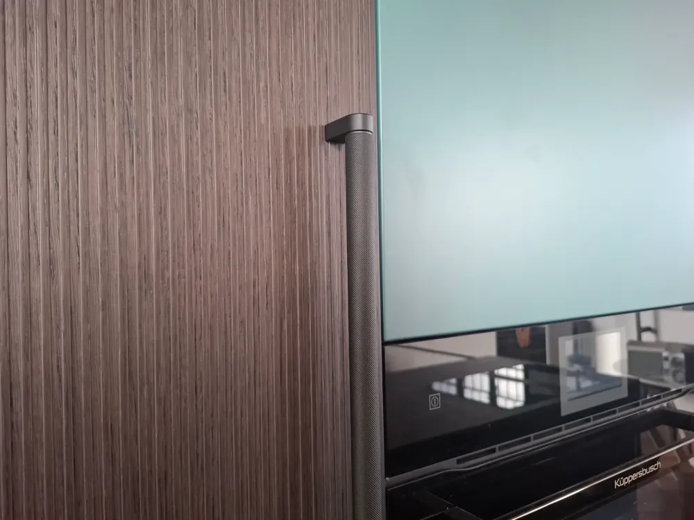 Cucina rovere moro moderna con isola Cucina con isola riga a soli 12000 Euro^Armony Clearance